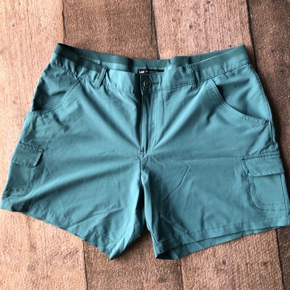 Women’s Lee Active Performance Shorts - Picture 1 of 5